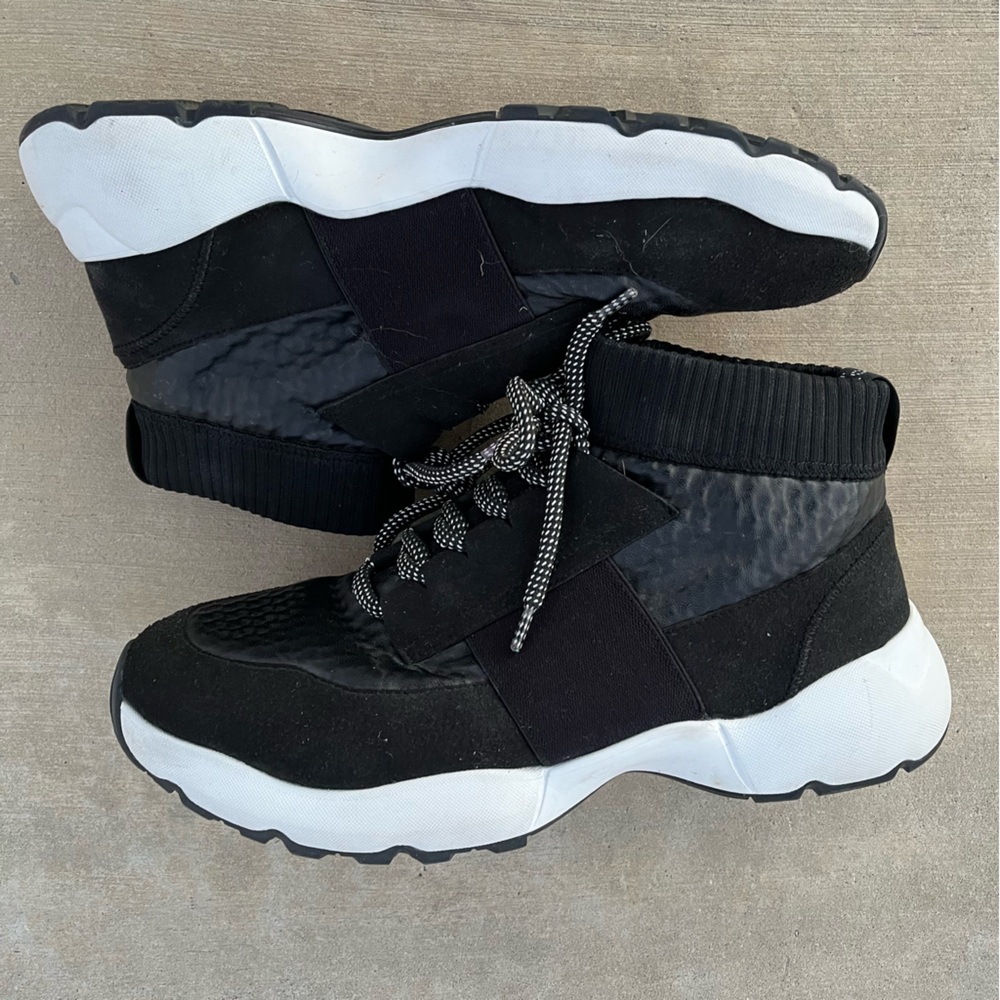 Black and White High-Top OX’s Sneakers size 12